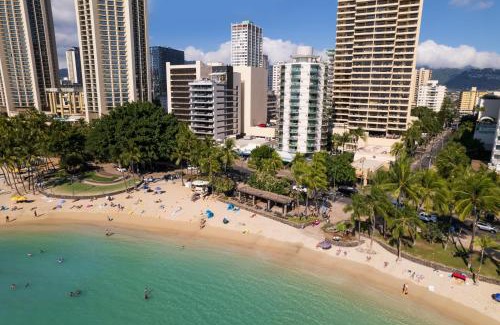 Waikiki Hotel | Aston Waikiki Circle Hotel