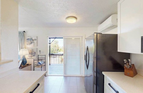Kihei House | August Special! Remodeled Maui Meadows Cottage with AC, Ocean Views & Lanai
