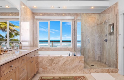 Pupukea House | Beachfront North Shore Oahu Estate | Sunset Beach