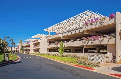 Kihei Condo | Beachfront Studio | Walk to Kamaole Beach + Pools