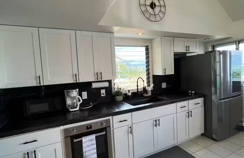 Kaneohe House | Beautiful Bay Views! Cute Home In Kaneohe Bay