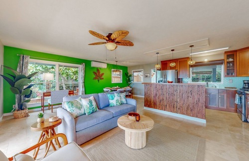 Kailua-Kona House | Beautiful home with ocean views, lanai, private gazebo, firepit -great location