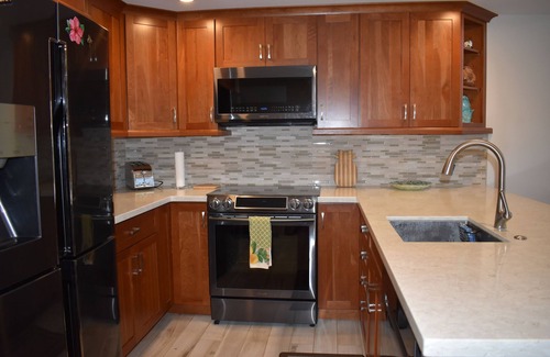 Kihei Condo | Beautifully remodeled 2 Bd, 2 Bath Condo, short walk to the Beach