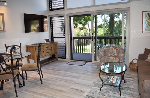 Kihei Condo | Beautifully remodeled 2 Bd, 2 Bath Condo, short walk to the Beach