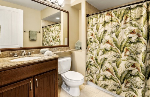 Waikoloa Condo | Bottom floor villa with privacy and great golf course view.