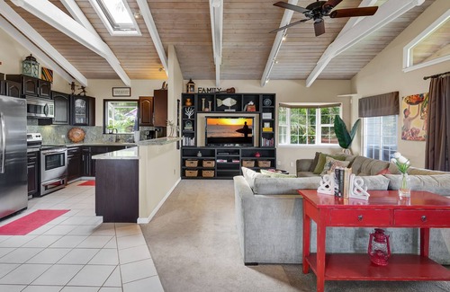Bluffs House | Catch the Sunset! Beautiful Ocean View Home with A/C, and Lots of Space!