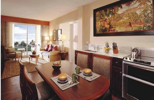 Waikoloa Resort | Christmas at Hilton's Grand Vacation's Kings land in Waikoloa Village, Hawaii