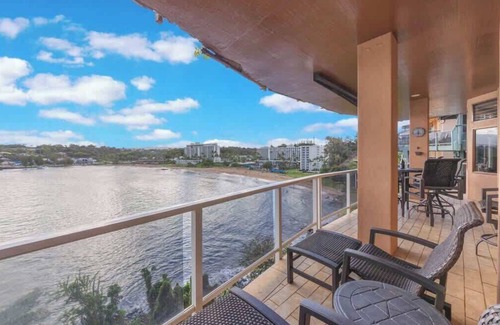 Lihue House | Cliffside Kalapaki Bay 2 Bedroom With A/C Amazing Sunsets in Lihue Kauai