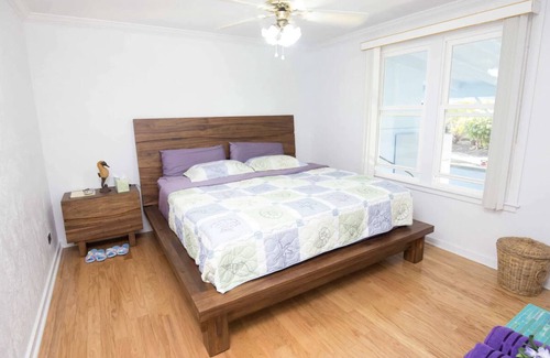 Honalo House | Cozy Oceanview House on 1 acre Orchard