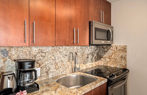 Historic Lahaina Front Street Condo | Direct Oceanfront Studio with Lanai & Sunset Views -Lahaina Shores 509