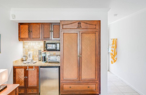 Wailua Apartment | Drift Away |Studio Oceanview with AC