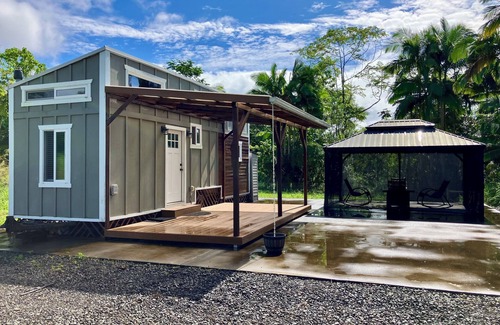 Hilo Cabin | Eco Tiny Home on Organic Farm Within Minutes of Downtown Hilo.