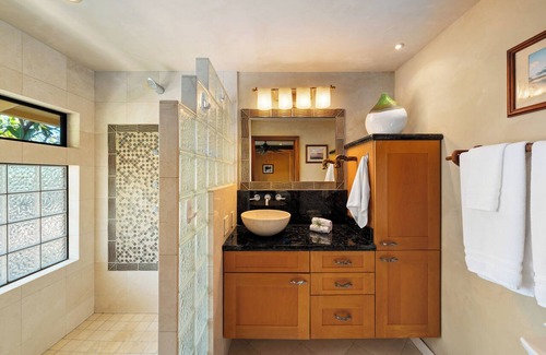 Historic Lahaina Front Street House | Expansive Ocean Views in Puamana 48-3