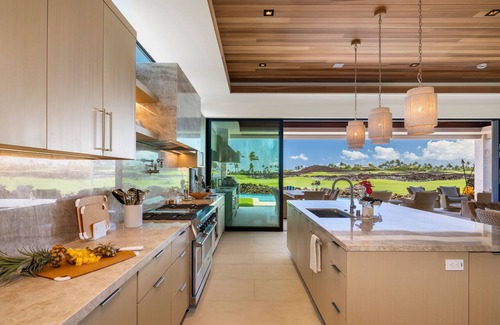 Waikoloa House | Exquisite 6BR One Ocean Estate (GE5) at Mauna Lani – Ocean Views & Infinity Pool
