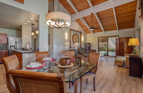 Keauhou Condo | Fabulous Kona oceanfront 6 bedrooms for 12!