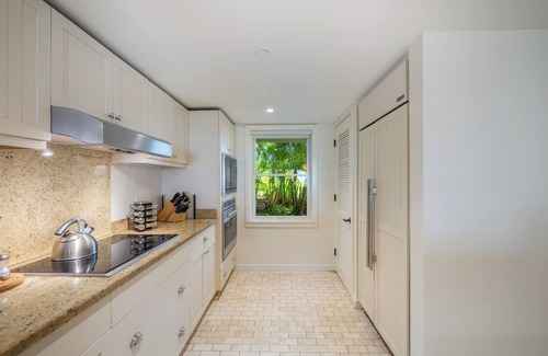 Kahuku Villa | FALL REDUCED! Villa 104 Ocean View Turtle Bay