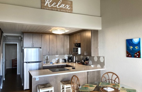 Kihei Condo | Fall Special 169 per night. Ocean View, Fully Remodeled, New AC, Walk to Beach