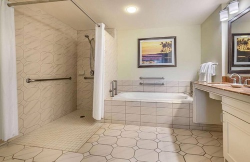 Poipu Hotel | Garden View Suite w/Patio & Full Kitchen