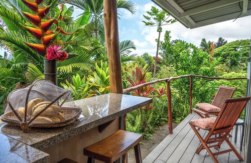 Kealakekua House | Gingerhill Farm Retreat