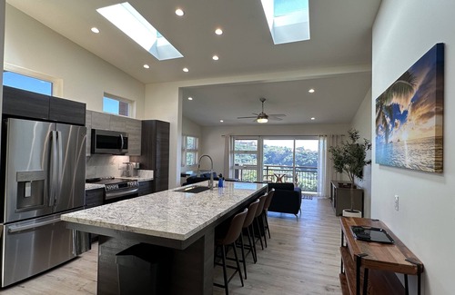 Moanalua House | GOLF CRSE. FURN. VIEW HOME "H", IDEAL FOR CONST. CREWS, NR. CAMP SMITH/JBPHH