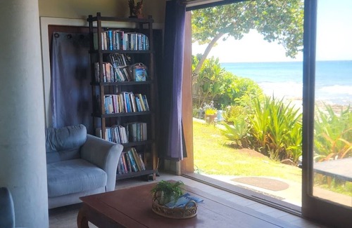 Haleiwa House | Gorgeous 2-Bedroom 2 Bath Unit on Estate with AC in charming Haleiwa