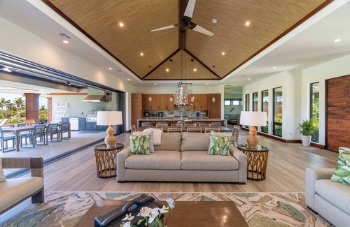 Kamuela House | Gorgeous Hapuna Estate - Short Walk to Beach