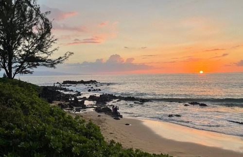 Kihei Condo | Hale Kamaole 340 Third floor condo, easy access to best beach on Maui!