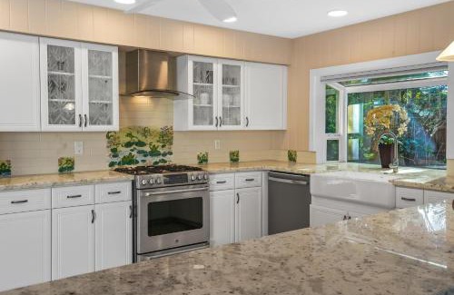 Bayview House | Hale Walelia by Alekona Kauai