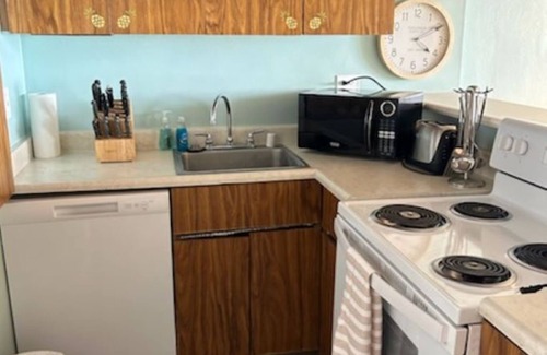 Makaha Condo | Hawaiian Princess 206 n1990/NUC-2223