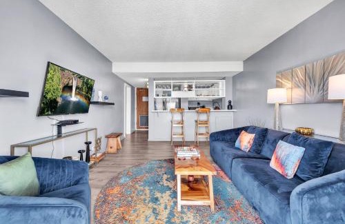 Hilo Apartment | Hilo Lagoon Center By Chase 'N Rainbows - 1 Bedroom Mauna Kea View #911