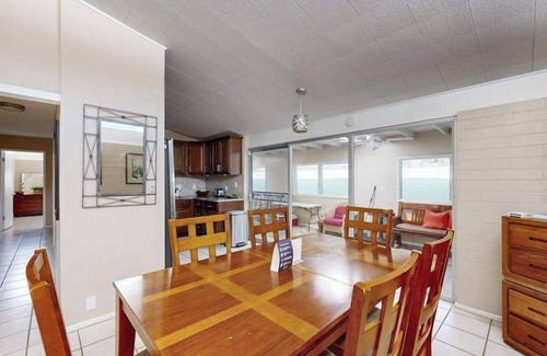 Portlock House | Honolulu Home | City & Mountain Views