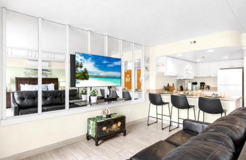 Waikiki Apartment | Ilikai Hotel Luxury Suites KBM Resorts 2 Units 2 Studios ML-4142