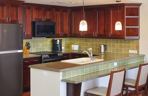 Waikiki Resort | Island Escape: 2 BR at Hilton Grand Waikikian Resort , Honolulu Bliss