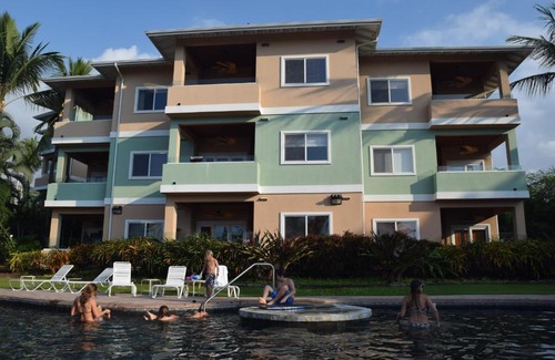 Kahaluu Bay Apartment | Kahalu'u Beach Villas on Beach Front
