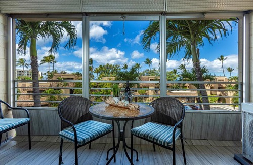 Kihei Apartment | Kamaole Beach Royale 208