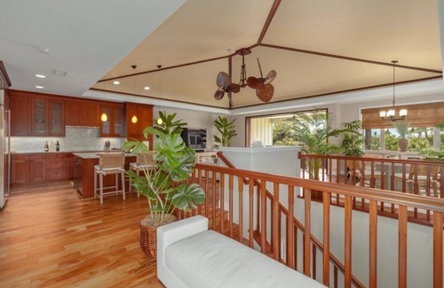Kamuela House | KaMilo Luxury Living - Hale Lani. Bikes and Beach Gear included.