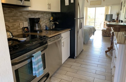 Kihei Condo | Kihei Bay Surf #213 Kitchen, Wifi, Great Rates, Shared Hot Tub, Near Beach