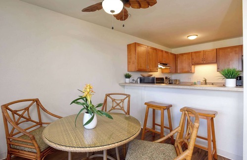 Kihei Condo | Kihei Holiday 215