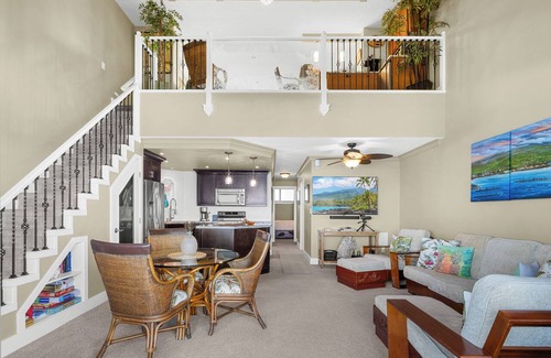Historic Kailua Village Condo | Kona Alii#704: 7th Floor Penthouse, Direct Oceanfront, Remodeled & Ac
