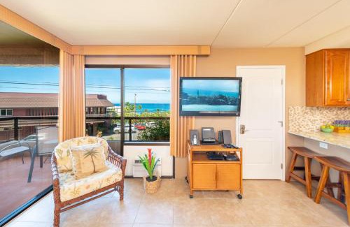 Historic Kailua Village House | Kona Pacific A102, Ocean View, Walk to downtown!