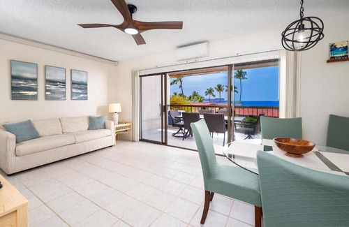 Historic Kailua Village House | Kona Plaza#302: Third Floor, Ocean View, AC!