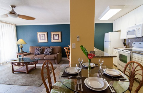 Historic Kailua Village Condo | Kona Reef, A Raintree Vacation Club Resort