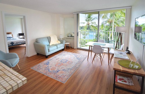 Hilo Condo | Kulani - 2 bd Spectacular Views, A/C, Pool, WI-FI