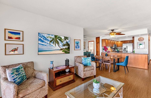 Kihei Condo | Legal STR w/Sunset & Ocean Views, Penthouse Unit