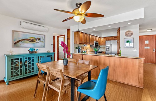 Kihei Condo | Legal STR w/Sunset & Ocean Views, Penthouse Unit