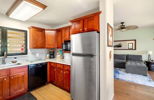 Lihue Condo | Lihue, Kaha Lani, Spacious 4 BR, Beachfront, Sleeps 12