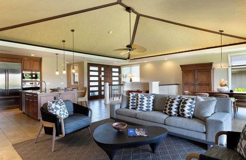 Kamuela House | Local Luxury Living!