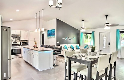 Keaau House | Luxury Hawaii Getaway: Close to the Beach & Ocean!