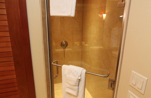Ko Olina Condo | Luxury Ko Olina Beach Villas: Panoramic Ocean View 3BR