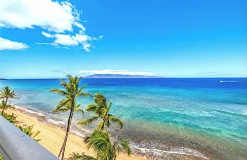 Honokowai Condo | Mahana Villas | Oceanfront 1 BR Sleeps 4 | Car Incl. w/6+ Nights | MAH-814 by KBM